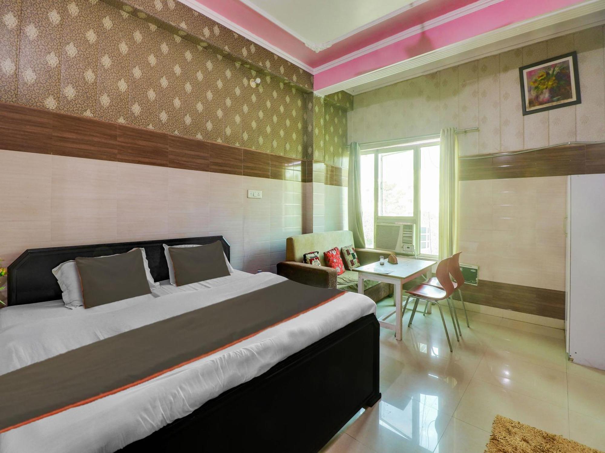 Collection O Paradise And Restaurant Hotell Kashipur Eksteriør bilde