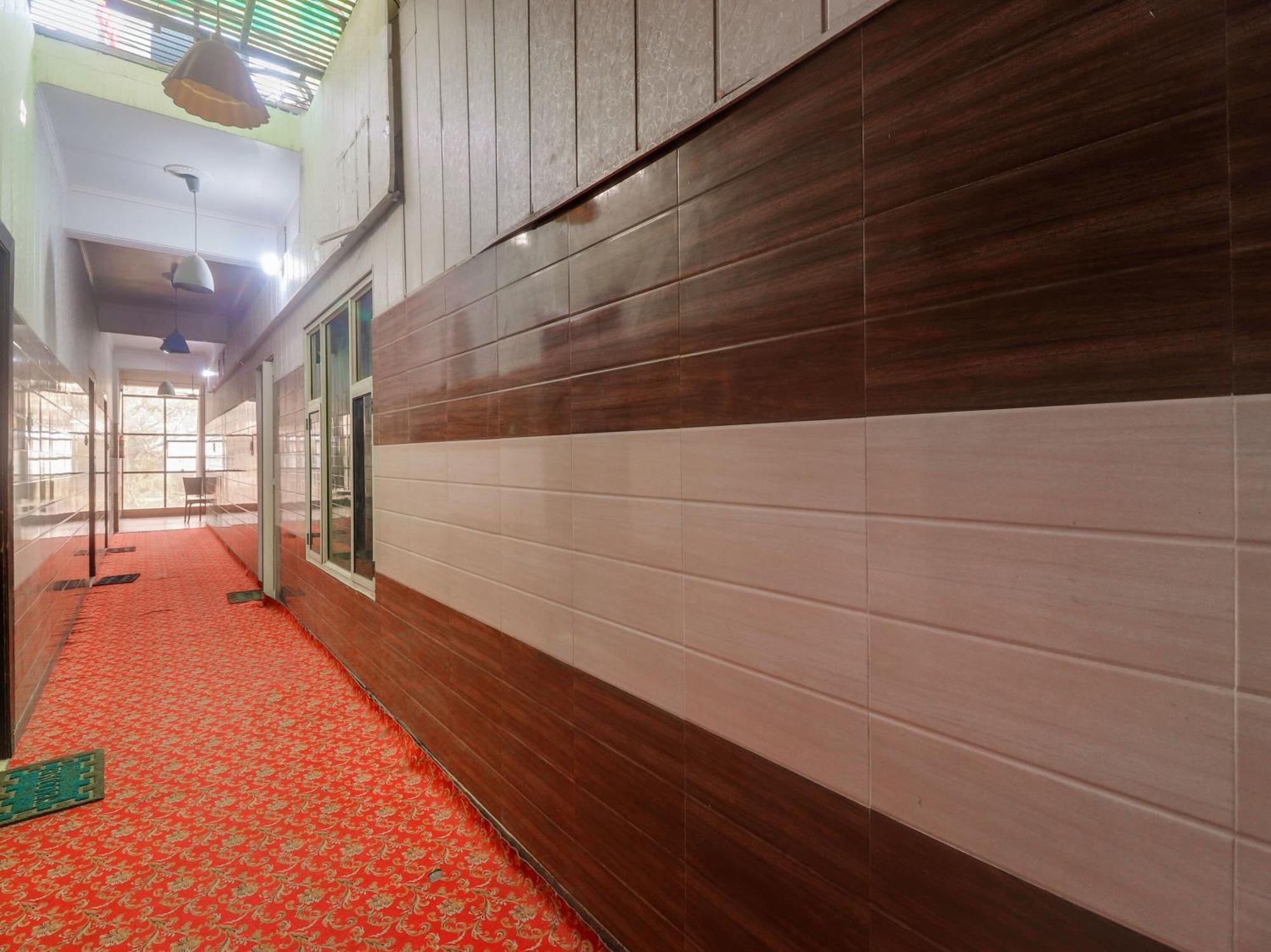 Collection O Paradise And Restaurant Hotell Kashipur Eksteriør bilde