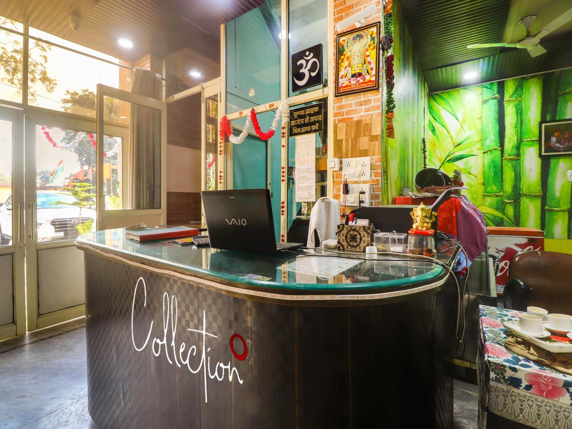 Collection O Paradise And Restaurant Hotell Kashipur Eksteriør bilde